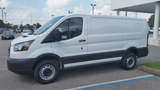 Ford Dealer «Cavalier Ford at Chesapeake Square», reviews and photos, 4021 Portsmouth Blvd, Chesapeake, VA 23321, USA