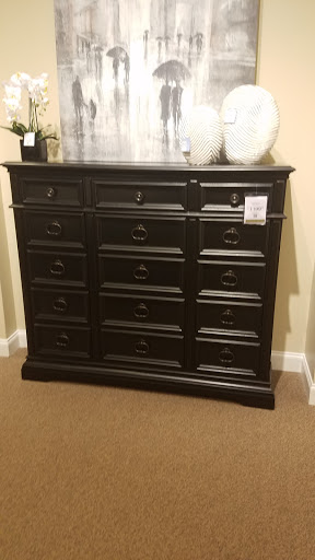 Furniture Store «Havertys Furniture», reviews and photos, 7990 Mall Pkwy, Lithonia, GA 30038, USA