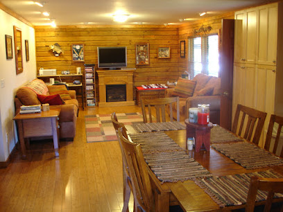 Lake Woods Log Cabin