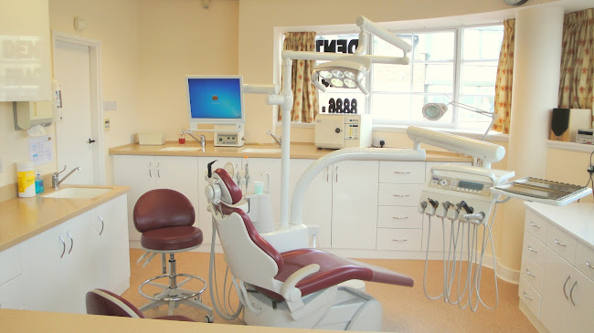 Reviews of Vaswani Dental Practice in Southgate London N14. in London - Dentist