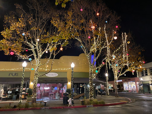 Shopping Mall «Fourth Street Shops», reviews and photos, 1834 Fourth St, Berkeley, CA 94710, USA