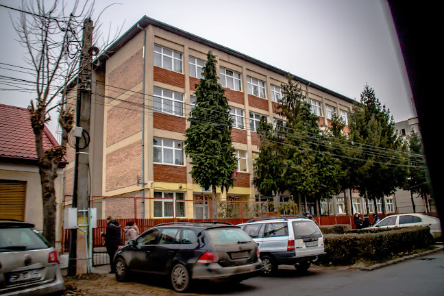 Şcoala Gimnazială „Dr. Vasile Lucaciu”