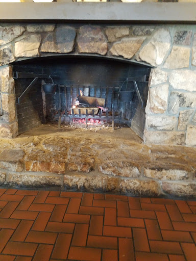 American Restaurant «Cracker Barrel Old Country Store», reviews and photos, 1265 Allen St, Scottsburg, IN 47170, USA