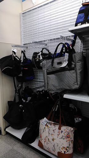 Clothing Store «Ross Dress for Less», reviews and photos, 16900 US-441, Mt Dora, FL 32757, USA