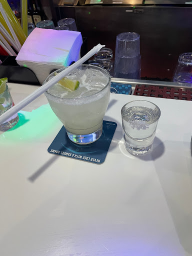 Sports Bar «Dave & Busters», reviews and photos