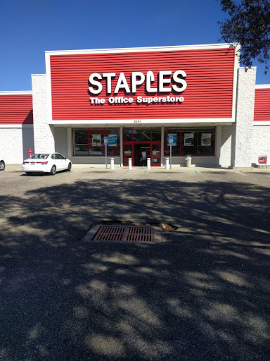 Office Supply Store «Staples», reviews and photos, 2241 N Monroe St, Tallahassee, FL 32303, USA