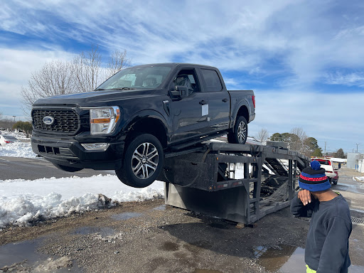 Ford Dealer «Cavalier Ford at Chesapeake Square», reviews and photos, 4021 Portsmouth Blvd, Chesapeake, VA 23321, USA