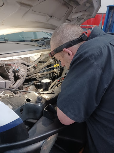 Auto Repair Shop «Alpharetta Service Center + Auto», reviews and photos, 5895 Atlanta Hwy, Alpharetta, GA 30004, USA