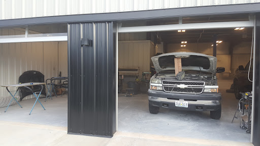 Auto Body Shop «Maaco Collision Repair & Auto Painting», reviews and photos, 1405 W Chestnut Expy, Springfield, MO 65802, USA