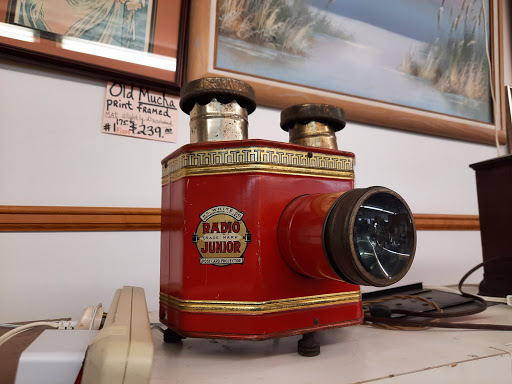 Antique Store «7th Avenue Antique Mall», reviews and photos, 2563 7th Ave E, North St Paul, MN 55109, USA