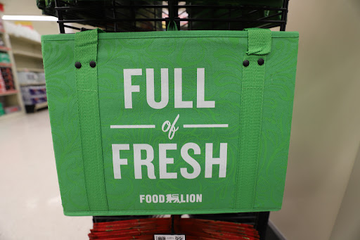 Grocery Store «Food Lion», reviews and photos, 241 Gateway Plaza Ste 104, Gate City, VA 24251, USA