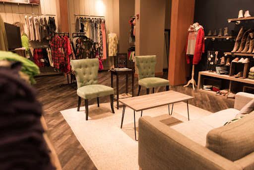 Clothing Store «The Mint Julep Boutique», reviews and photos, 1750 Opelika Rd, Auburn, AL 36830, USA