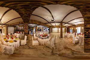 Restaurant Taverna Domneasca image