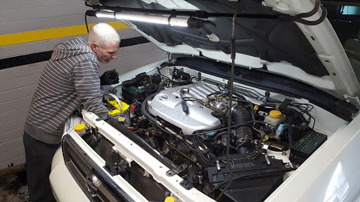 Used Car Dealer «Royal Auto Group (Sales & Service)», reviews and photos, 1617 E Jefferson St, Phoenix, AZ 85034, USA