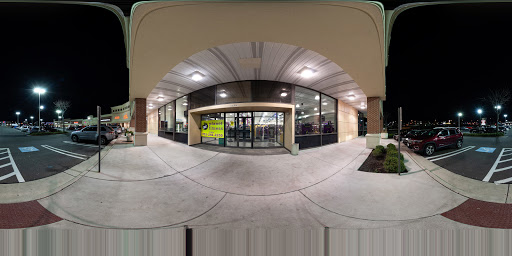 Gym «Planet Fitness», reviews and photos, 6763-R Wilson Blvd, Falls Church, VA 22044, USA