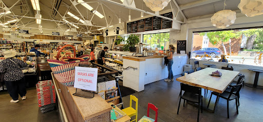 Drivers Market & Deli image