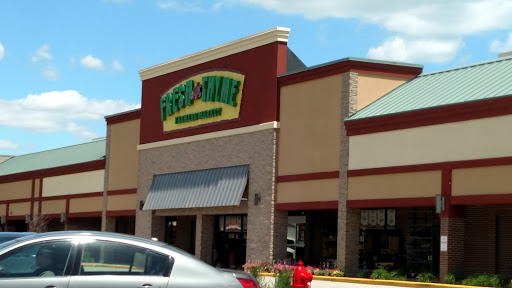 Fresh Thyme Farmers Market- Deerfield, 35 Waukegan Rd, Deerfield, IL 60015, USA, 