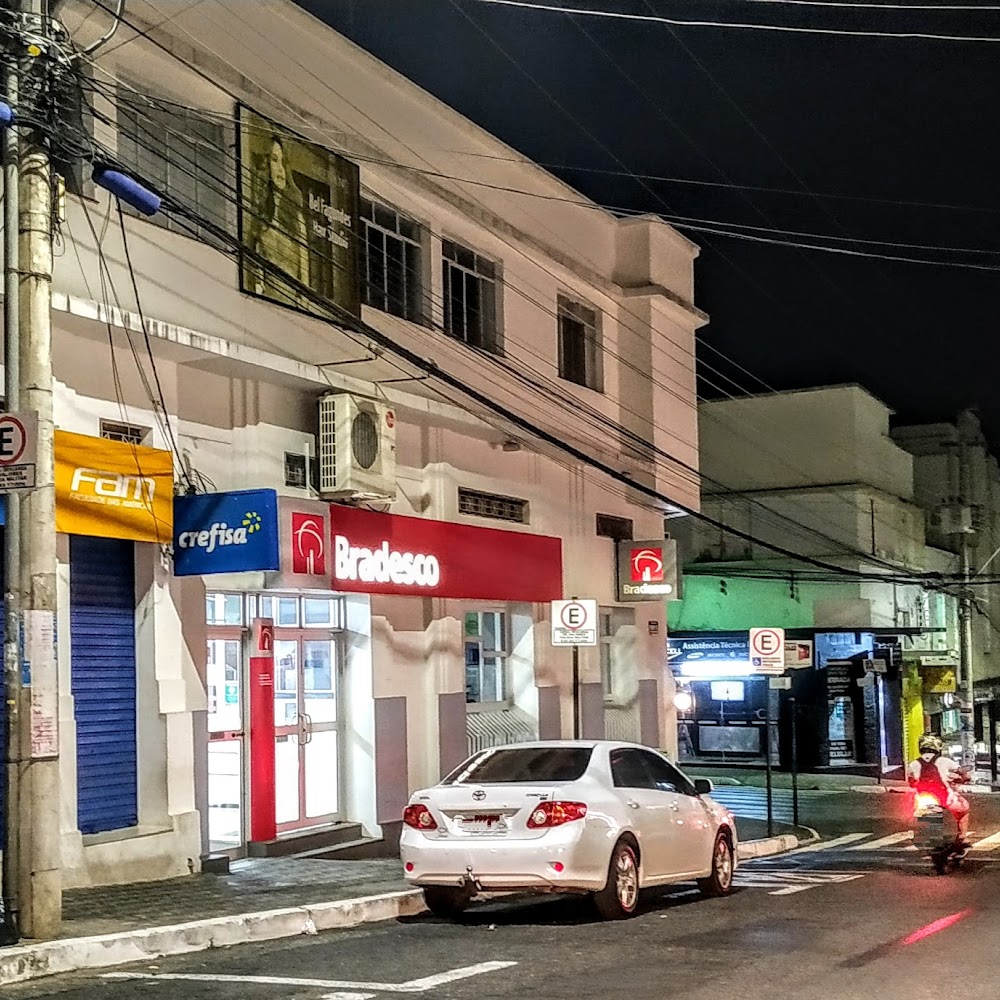 Banco em Campo Belo  Minas Gerais