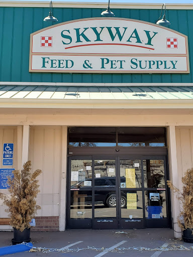 Pet Supply Store «Skyway Feed & Pet Supply Inc», reviews and photos, 677 Birch St, Paradise, CA 95969, USA