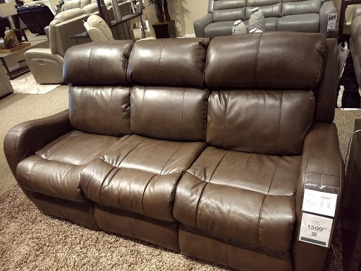 Furniture Store «Havertys Furniture», reviews and photos, 610 Haywood Rd, Greenville, SC 29607, USA