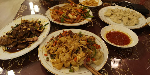 Eastern Wall Restaurant | 达曼中餐馆