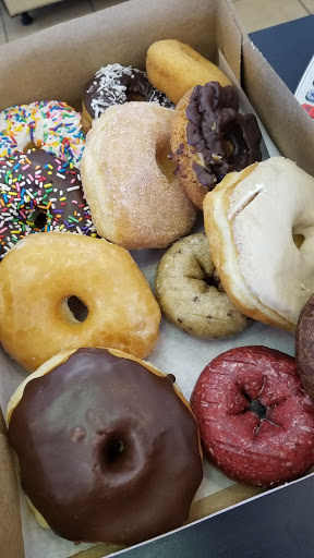 Donut Shop «Walton Donuts», reviews and photos, 10920 S Parker Rd, Parker, CO 80134, USA