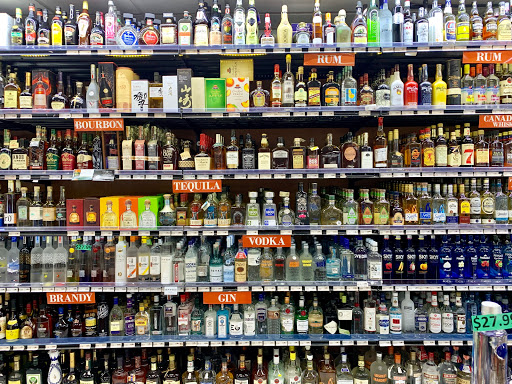 Liquor Store «Seattle Greenwood Liquor Store», reviews and photos, 10500 Greenwood Ave N, Seattle, WA 98133, USA