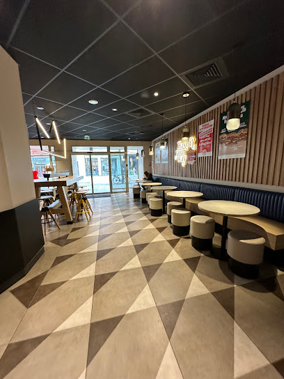 Burger King - 56 Rue des 3 Cailloux, 80000 Amiens, France