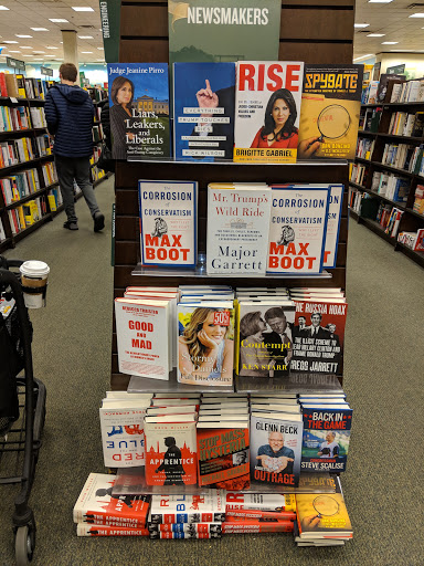 Book Store «Barnes & Noble», reviews and photos, 12193 Fair Lakes Promenade Dr, Fairfax, VA 22033, USA