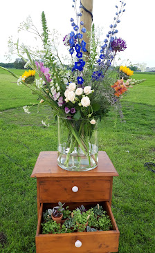 Flowerly -specialist in bloemen Gaastweg 62, 8521 JE Sint Nicolaasga, Nederland