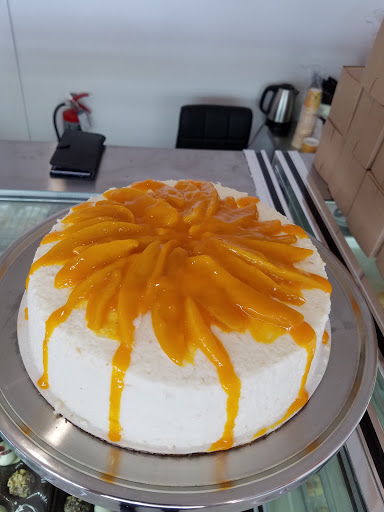 Bakery «Manila Delice Bake Shop», reviews and photos, 5196 Fairfield Shopping Centre, Virginia Beach, VA 23464, USA