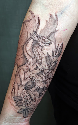 Explore easy flower tattoo ideas, creative tattoo ideas in Mesa, available at Club Tattoo
