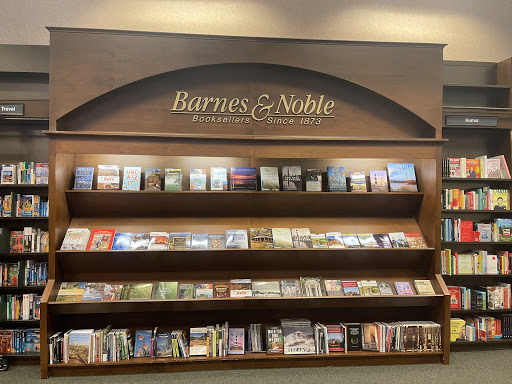 Book Store «Barnes & Noble», reviews and photos, 5400 New Hope Commons, Durham, NC 27707, USA