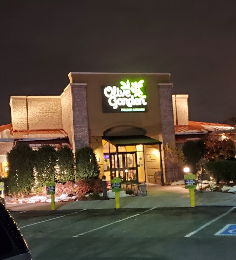 Olive Garden Italian Restaurant Roseville, MN 55113 Menu, Reviews