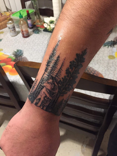 Tattoo Shop «Brown Pride Tattoos», reviews and photos, 6213 S Main St, Los Angeles, CA 90003, USA