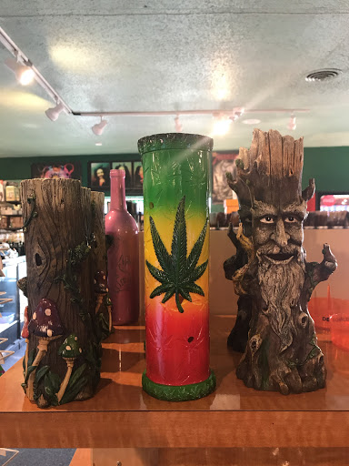 Tobacco Shop «Herb -N- Legend Smoke Shop», reviews and photos, 3624 Washington Ave, Houston, TX 77007, USA