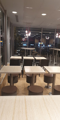 Atmosphère du Restaurant KFC Claye-Souilly - n°6