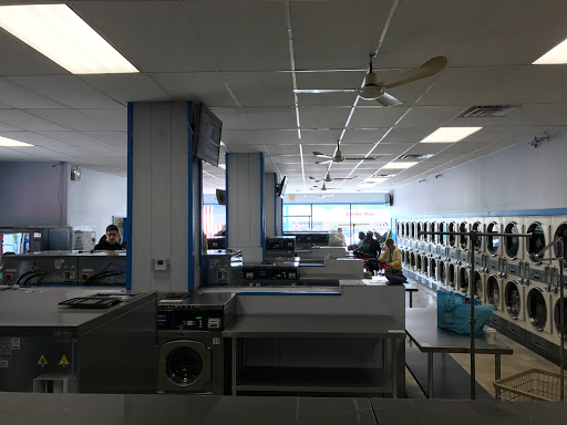 Laundromat «Laundry Time», reviews and photos, 242 Wooster Road North, Barberton, OH 44203, USA