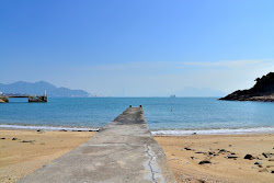 Foto de Tso Wan Pier com pequena baía