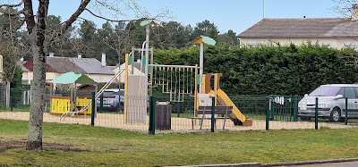 Aire de jeux la Mardonnière à Mulsanne