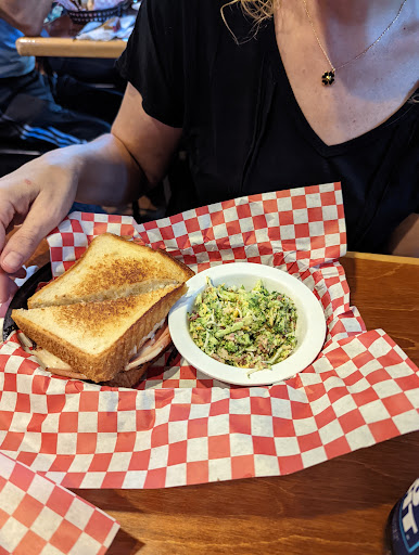 Sports Bar «The Town Tavern», reviews and photos, 1182 Main St, Blowing Rock, NC 28605, USA