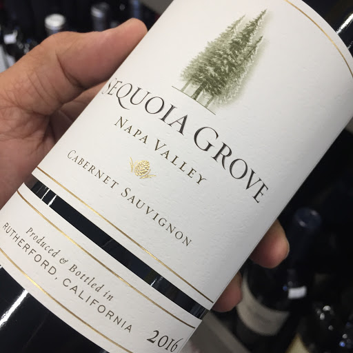 Liquor Store «Wilibees Wines & Spirits-Petaluma», reviews and photos, 309 Lakeville St, Petaluma, CA 94952, USA