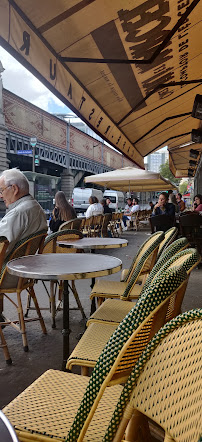 Atmosphère du Restaurant Chez Lili et Marcel à Paris - n°16
