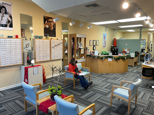 Optician «Davis Optical & Family Eye Health Center», reviews and photos, 6830 Bothell Way NE, Kenmore, WA 98028, USA