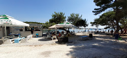 Photo de Pomer beach avec un rivage spacieux