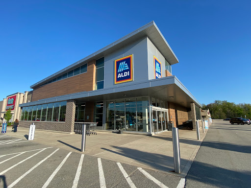 Supermarket «ALDI», reviews and photos, 772 Rostraver Rd, Belle Vernon, PA 15012, USA