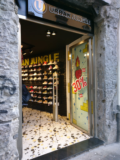 Urban Jungle Napoli - Toledo 39