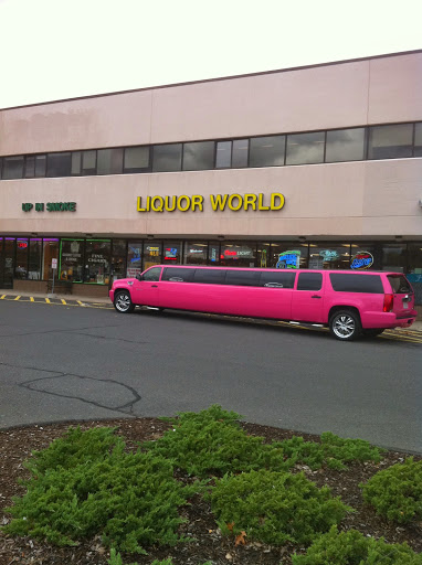 Liquor Store «Liquor World», reviews and photos, 136 Berlin Rd, Cromwell, CT 06416, USA