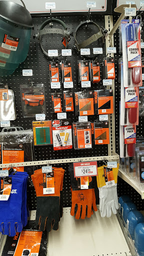 Home Improvement Store «Tractor Supply Co.», reviews and photos, 66143 Van Dyke, Washington, MI 48095, USA