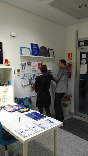 Yes! La Academia. Academia de idiomas y apoyo escolar en Madrid